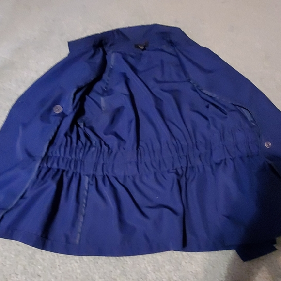 Beautiful jacket - Picture 2 of 3